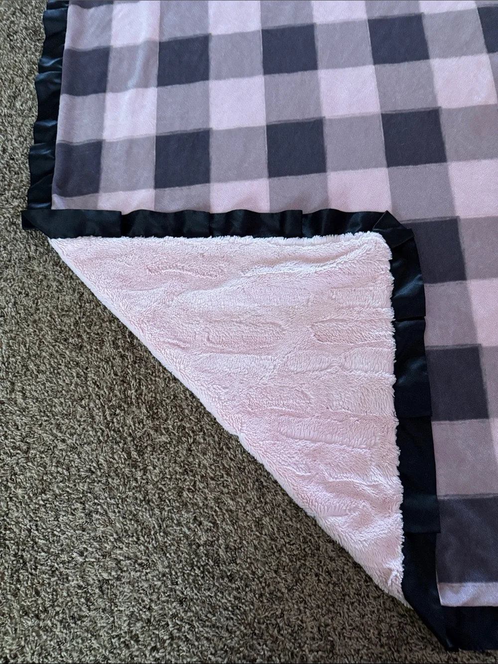 Minky Couture blanket